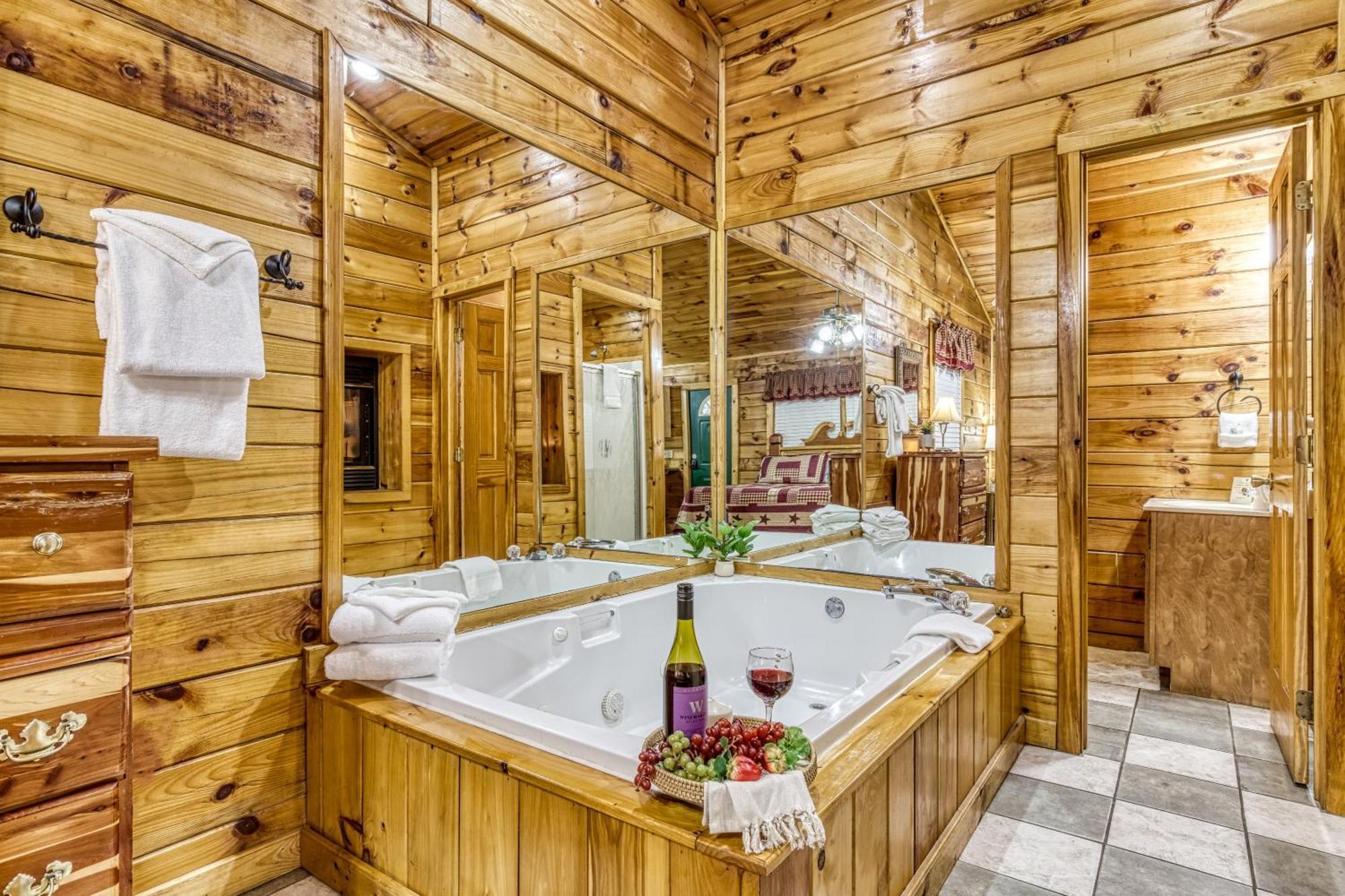 Romantic Retreat Гетлинбург Екстериор снимка